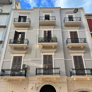 Ground Floor Center 85 Appartamento